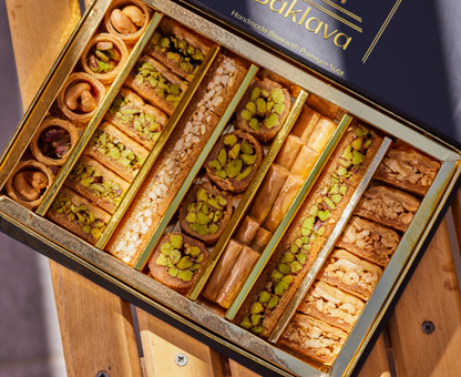 Dar Baklava, LLC - Baklava Gift Box - Dar Baklava: Premium nuts